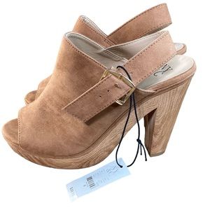 New York & Company brown faux suede platform open toed heeled booties 8